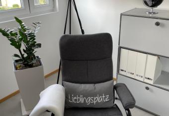 Apartment Bensberg allows 18 year olds to book a room