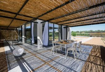 Bouca Houses has Balcony rooms