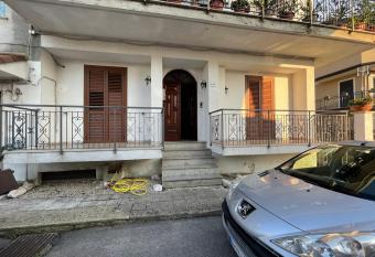 Cittanovacasavacanza has Balcony rooms