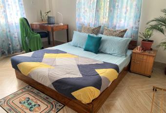 Bhuman Homestay allows 18 year olds to book a room