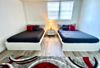 Cozy Beachfront apartment with heated pool ! has Balcony rooms