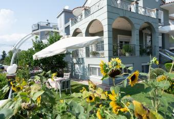 Apollon house allows 18 year olds to book a room