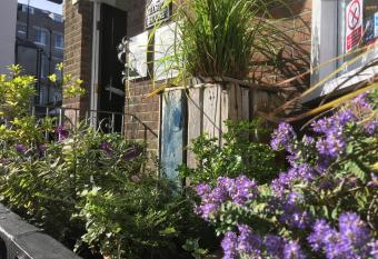 Kelston Guest House allows 18 year olds to book a room