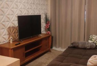 CASA ACONCHEGANTE A 28 MIN. THERMAS DE S  O PEDRO has Balcony rooms