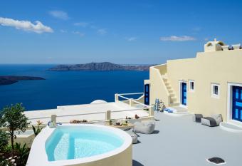 Astraea House has Balcony rooms