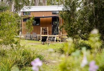 Banyula allows 18 year olds to book a room