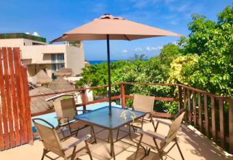 SACBE MAYAN PARADISE has rooms with a private hot tub