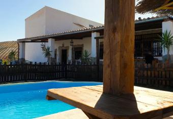 CASA RURAL EL ASIENTO LOS GEMELOS has Smoking rooms