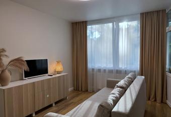 Apartment near Outlet park by URBAN RENT allows 18 year olds to book a room