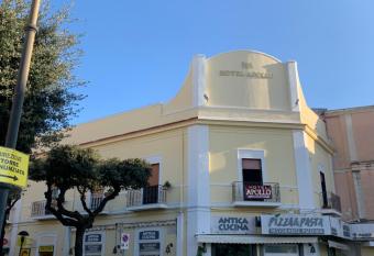 Hotel Apollo has Balcony rooms