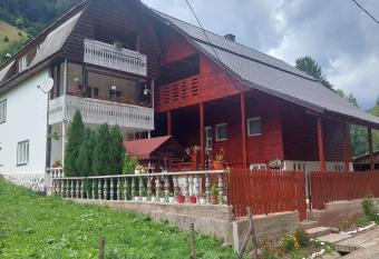 Casa Maria has Balcony rooms