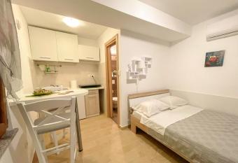 Veronica Rooms, Opatija has Balcony rooms