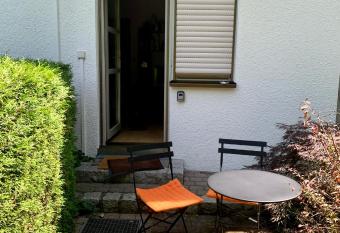 Einladendes Appartement im Gr  nen f  r 2 Personen allows 18 year olds to book a room