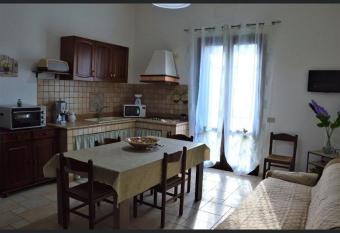 Casa Vacanze Da Laura has Balcony rooms