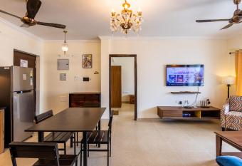 Exclusive 2Bed apartment in Baga - close to Calangute, Anjuna, Vagatore has Balcony rooms