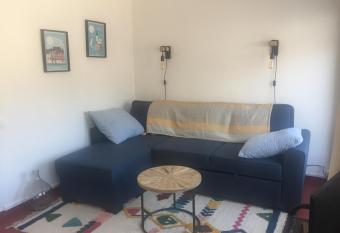 T2 cosy vue falaises funiculaire has Balcony rooms