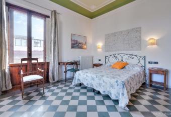 Soggiorno Isabella De  Medici has Balcony rooms