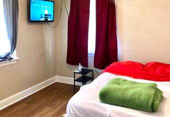 The Ugly House allows 18 year olds to book a room