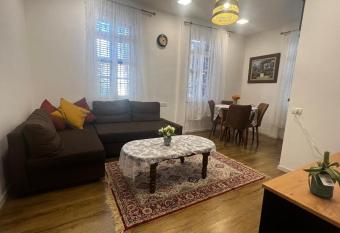 Ben Gurion (1) 42 has Balcony rooms