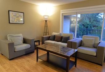 Private 4 bedrooms house with full kitchen & living room has Balcony rooms