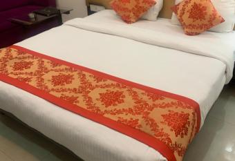 Orchid Apartments has Balcony rooms