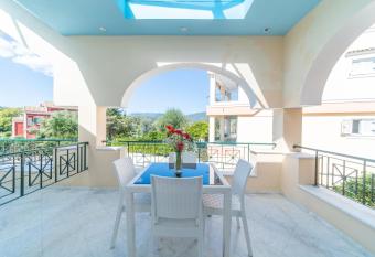 Saint Nicholas Beach Studio I has Balcony rooms