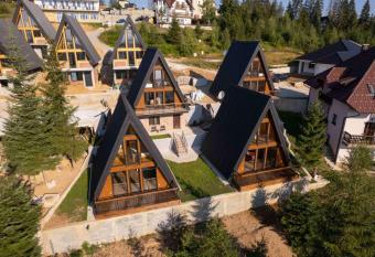 Zlatarski   ardaci has Balcony rooms