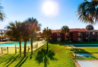 Beachwalk Condominiums 16E has Balcony rooms