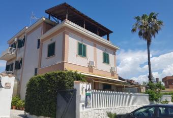 Albergo Villa Marina has Balcony rooms