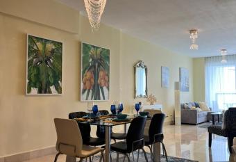 Complejo Yoo Panam   allows 18 year olds to book a room