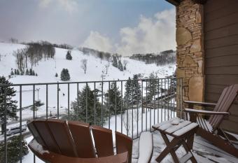 Slopeside Hotel by Seven Springs Resort allows 18 year olds to book a room