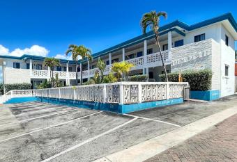 The Delmar has Balcony rooms
