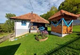 Seosko doma  instvo Alababa has Balcony rooms