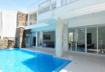   Nueva! Bamboo EL SECRETO MAYA (Alberca & Jacuzzi) has rooms with a private hot tub