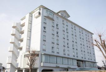 Hotel Castle Inn Yokkaichi has Smoking rooms