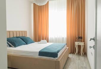 Coco Luxury Apartment has Balcony rooms