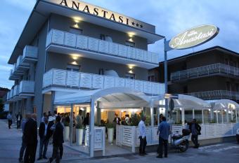 Anastasi Hotel e Residence has Balcony rooms