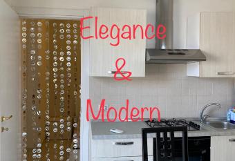 Casa vacanze Dante Alighieri allows 18 year olds to book a room