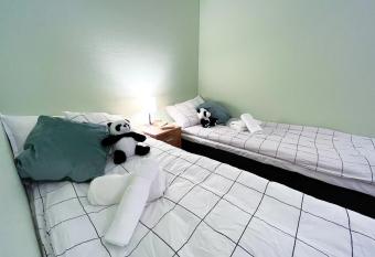 Panda Premium - Brand new and cozy panda nest has Balcony rooms