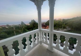 Tower Isle, St Mary Lovely 2 Bedroom W/ Ocean View allows 18 year olds to book a room