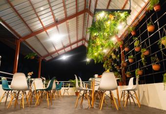 Fanda has Balcony rooms