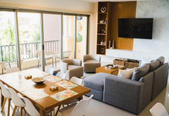 Gavias Grand 319 depa frente el mar! has Balcony rooms