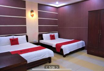 Hoa Huynh Hotel has Balcony rooms