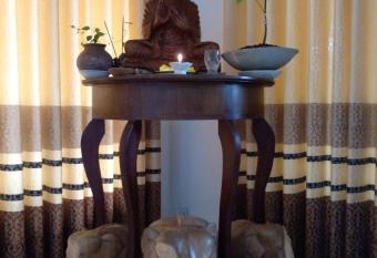 Muthu Villa Sri Lanka allows 18 year olds to book a room