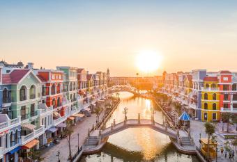 K-House, Grand World Ph   Qu   c has Balcony rooms