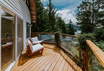 Serene, Tranquil, Oasis with stunning ocean views of Pender Harbour has Balcony rooms