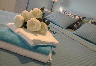 Beb Il Girasole has Balcony rooms