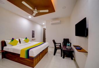 Treebo Trend Atharva Executive allows 18 year olds to book a room