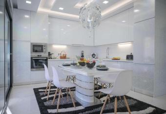 Diamond Luxury Villa Corfu has Balcony rooms