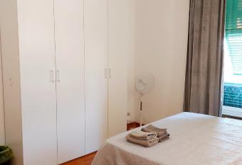 Genova Rooms serra B allows 18 year olds to book a room